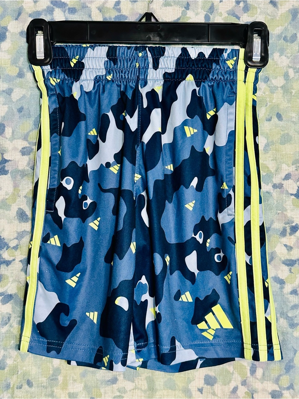 Adidas AeroReady Camo Athletic Shorts Youth Small
